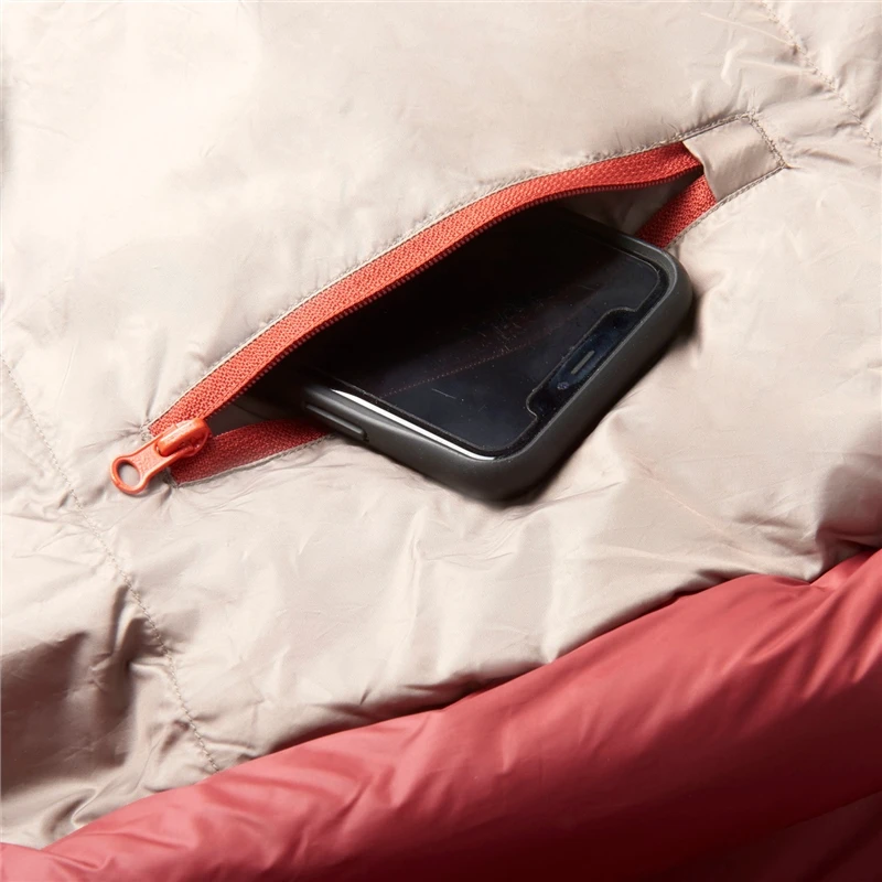 Kelty Cosmic 0 Down Sleeping Bag - Regular 4 Kelty Cosmic 0 Down Sleeping Bag - Regular - Image 4