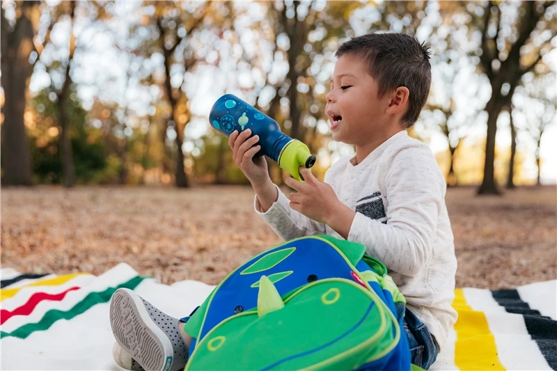 Klean Kanteen Kid Classic Sport 12oz (355ml) Planets Bottle - Planets 3 Klean Kanteen Kid Classic Sport 12oz (355ml) Planets Bottle - Planets - Image 3