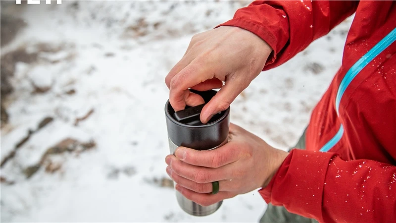 Yeti Rambler Bottle Hotshot Cap 5 Yeti Rambler Bottle Hotshot Cap - Image 5